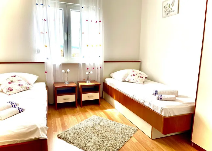 Iva *